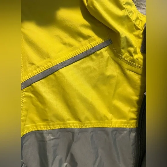 L.L. Bean Youth L Rain Jacket Gray Yellow Waterproof Reflective Outdoor Shell - Picture 14 of 16